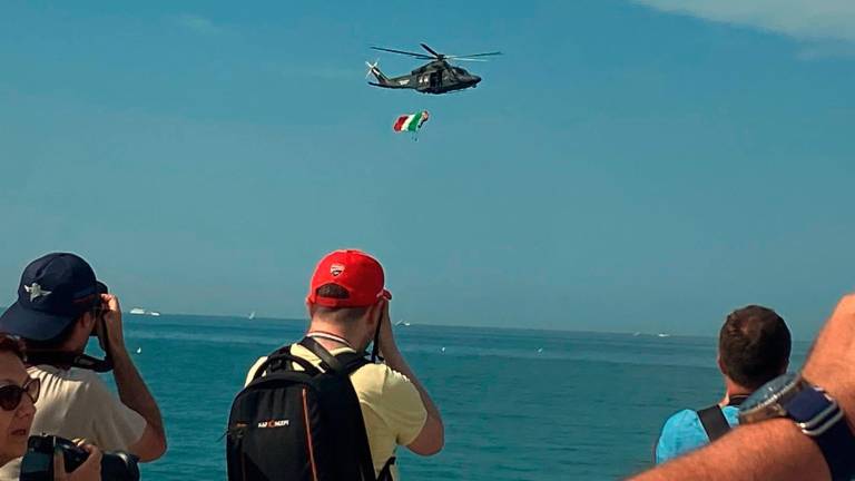 Lo spettacolo delle Frecce tricolori nel cielo di Bellaria FOTOGALLERY