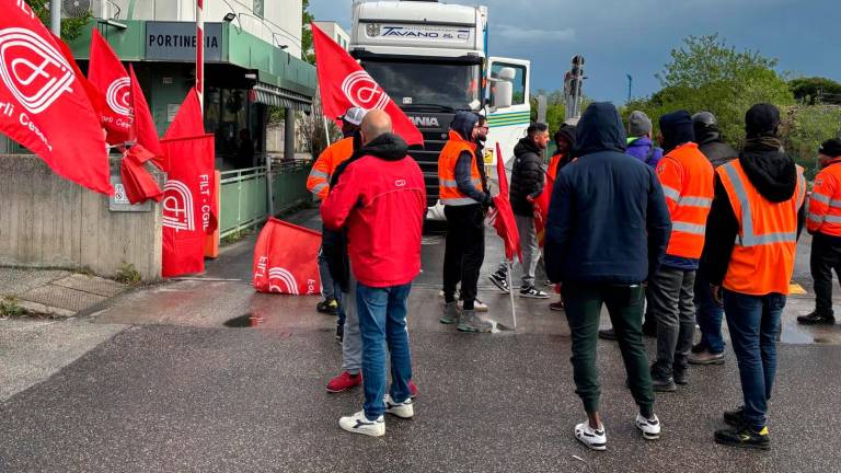 Cesena, caso Astercoop, i sindacati: “I lavoratori non sono merce privata”