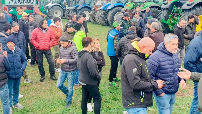 La protesta dei trattori a Rimini: “Siamo i custodi della terra, ma l’Unione Europea ci massacra” - VIDEO GALLERY