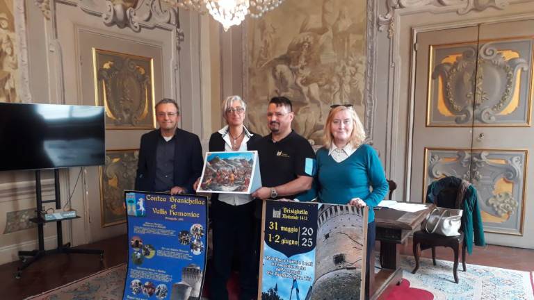 Brisighella, tornano le Feste medioevali: scontri, battaglie, mercati, cibi d’epoca, esibizioni