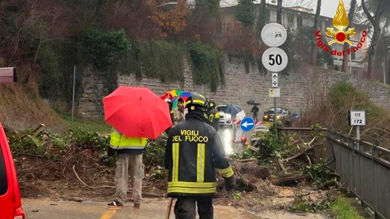 Dovadola, frana sulla Statale 67