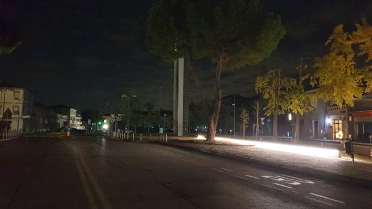 Lugo, luci spente di notte: lamentele e paura per i ladri
