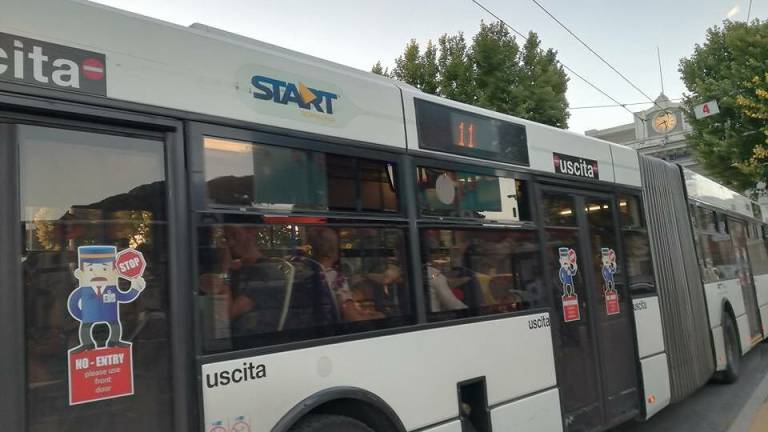 Con il bus in riviera: un sondaggio promuove la qualità del servizio