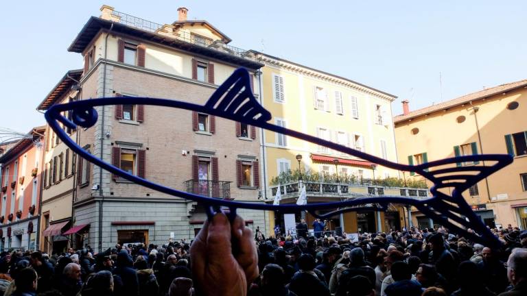 Salvini a Imola, sale la contestazione VIDEO