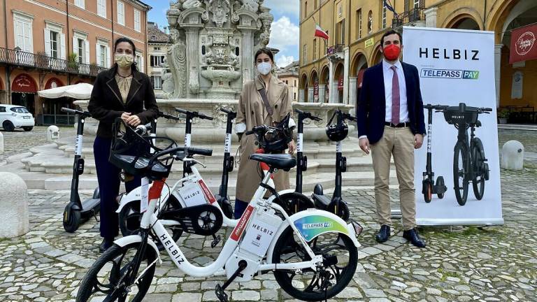 Dopo i monopattini, a Cesena ecco le bici elettriche in bike sharing