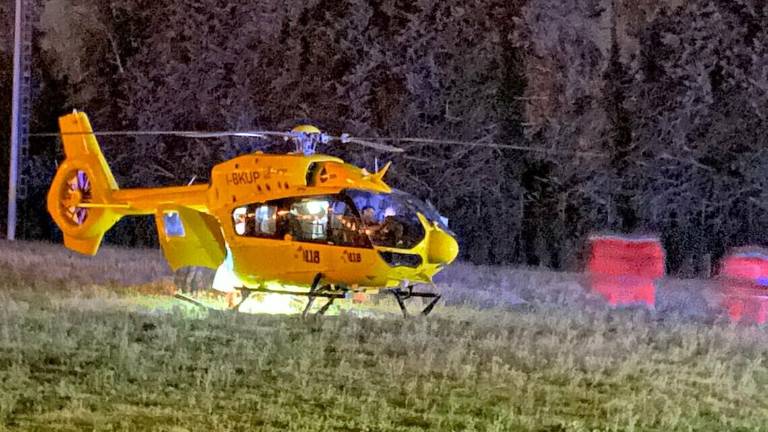 Maiolo. Donna azzannata dal cane: portata in elicottero al Bufalini