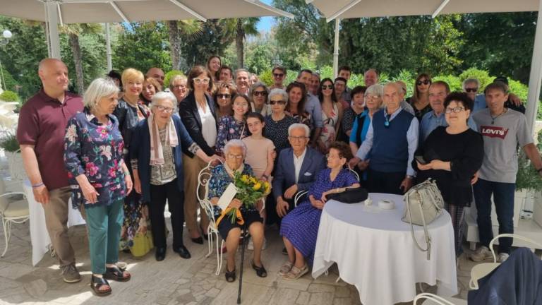 Nonna Maria festeggia i 100 anni al Grand Hotel