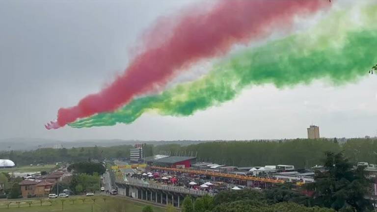 Le Frecce Tricolori a Imola VIDEO