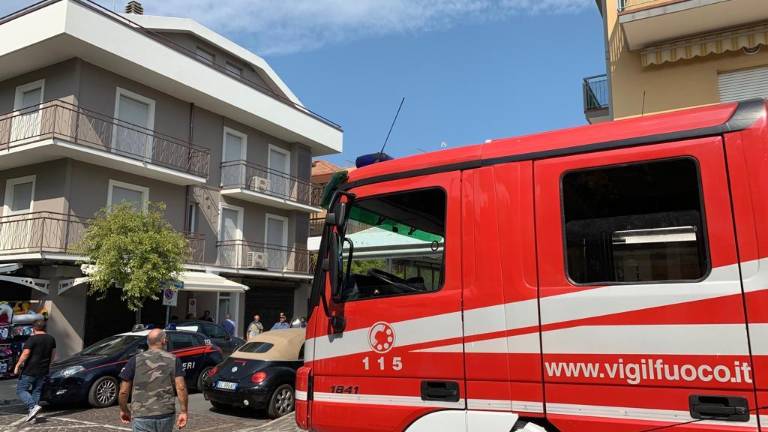 Ascensore precipita, donne ferite a Riccione.