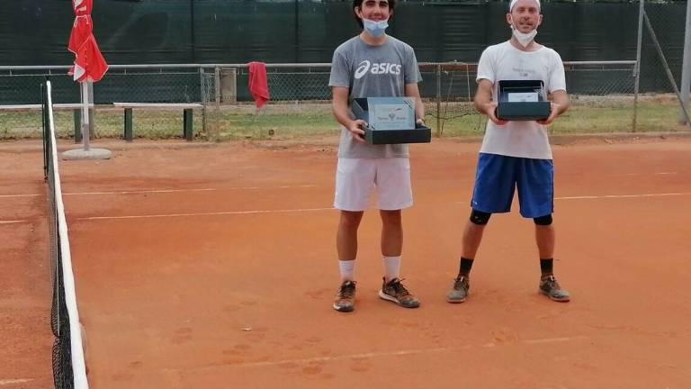 Tennis, Gualanduzzi vince il torneo della Buscherini