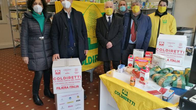 Emporio Rimini: da Coldiretti 500 kg di generi alimentari alle famiglie in difficoltà