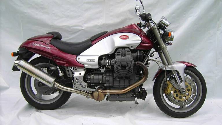 Il motoclub Renzo Pasolini propone una serata dedicata alla Moto Guzzi