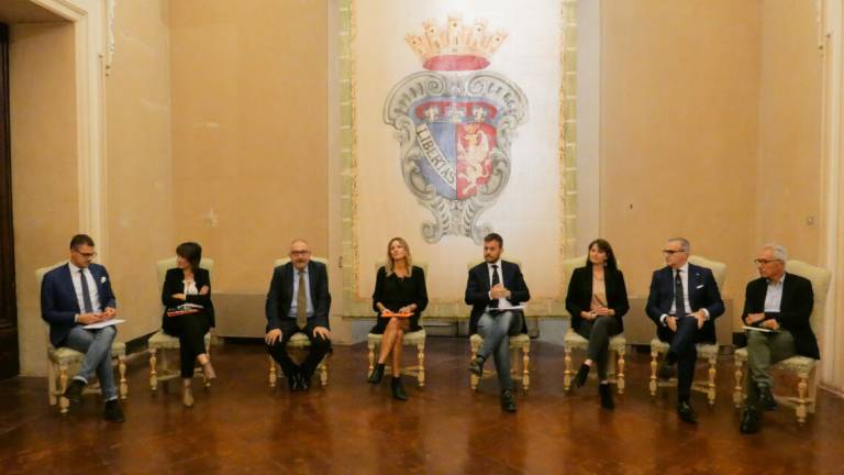 Imola, il sindaco Panieri presenta la nuova giunta