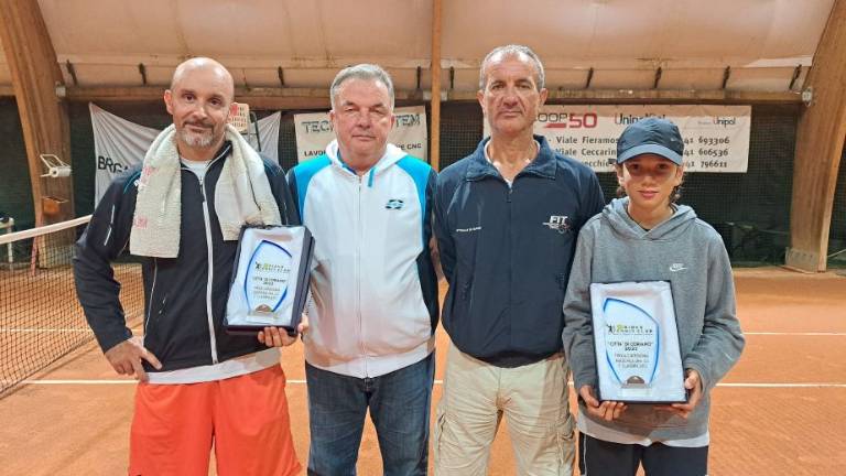 Tennis, un 13enne vince il torneo di Coriano
