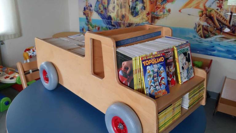 Un camioncino carico di “Topolino” per la Pediatria di Cesena