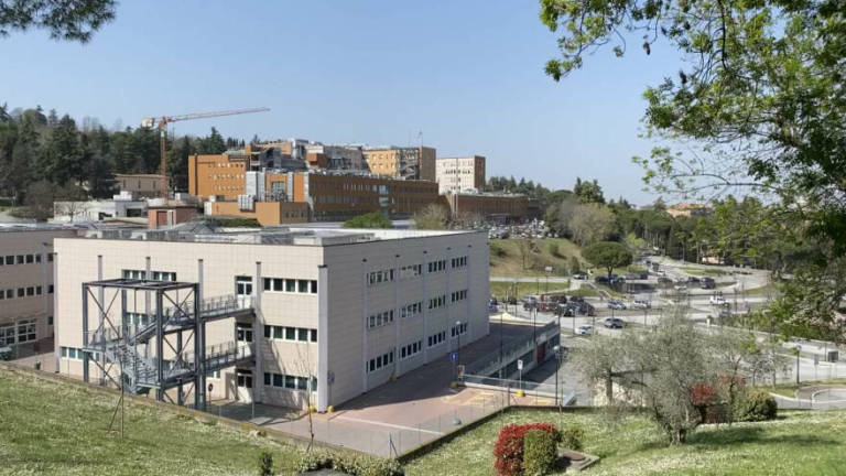 Il 6° piano dell'ospedale di Cesena torna tutto dedicato al Covid