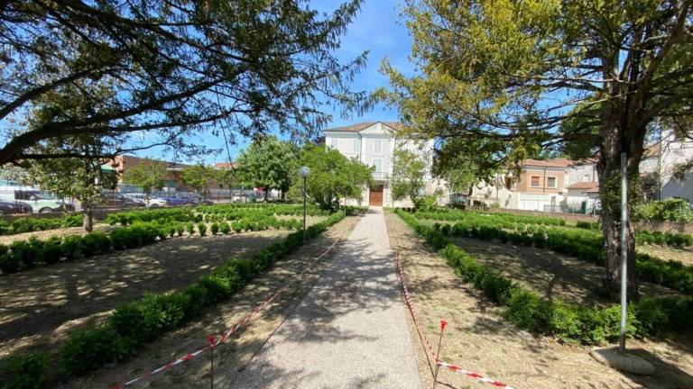 Lavezzola, Villa Verlicchi: riqualificati giardino e area verde