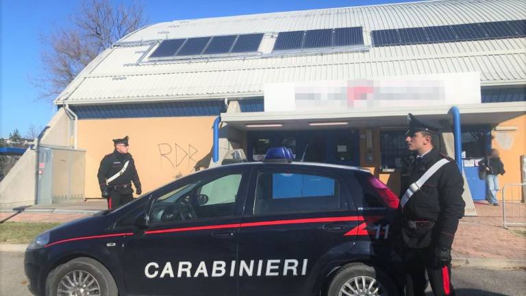 Imola, rissa sfiorata a Ozzano fra 70 tifosi di basket