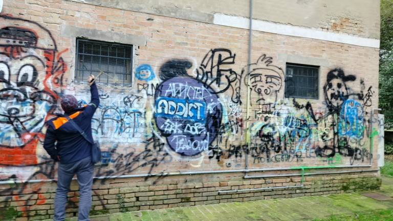 Riccione, vandali: danni per 10mila euro alla sede di Famija Arciunesa - Gallery
