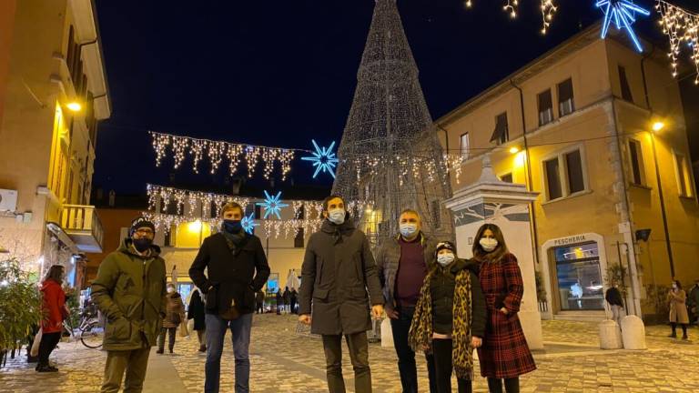 A Cesena accese le luminarie natalizie