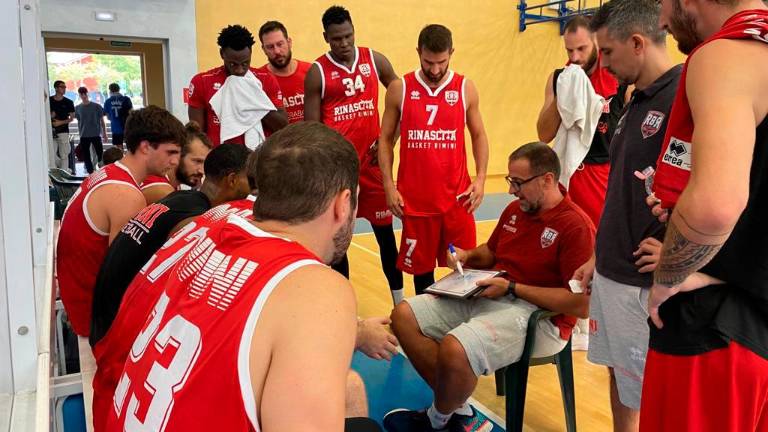 Basket A2, Rimini-Fortitudo: subito una serata per cuori forti