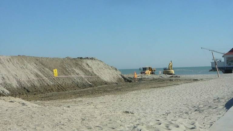 A Milano Marittima 170mila metri cubi di sabbia in spiaggia