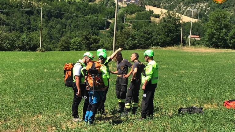 Sarsina, brutta caduta nella gara di enduro: soccorso con l'elicottero pilota 23enne di Prato
