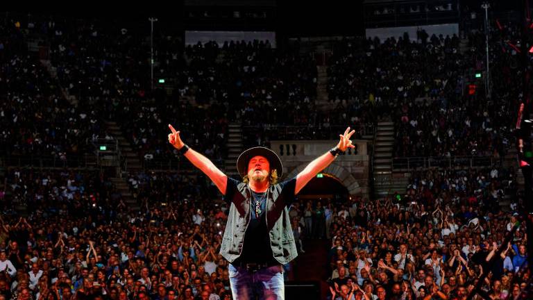 Zucchero in concerto a Bologna / I BIGLIETTI E LE FOTO