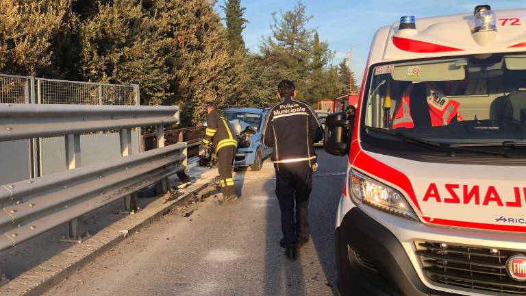 Grave incidente sul viadotto a Cesena