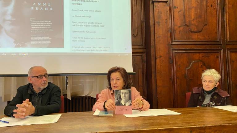 Cesena, la mostra su Anne Frank alla Galleria Pescheria