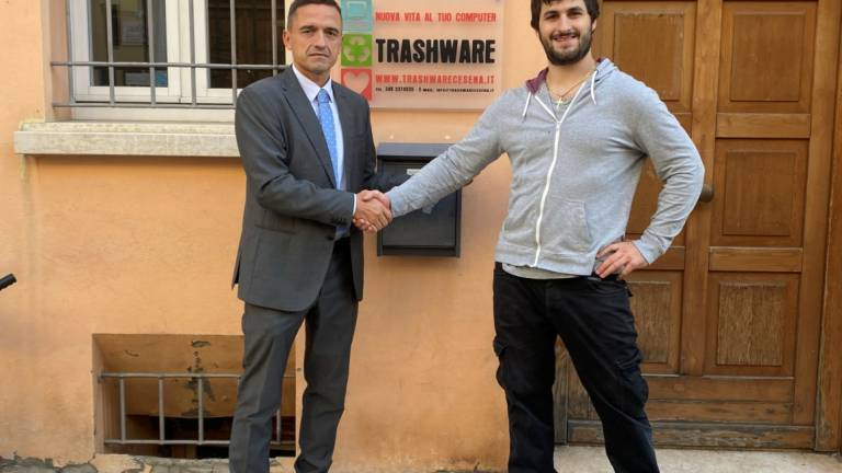 Cesena, il progetto 'Trashware' sostenuto dalla Bcc