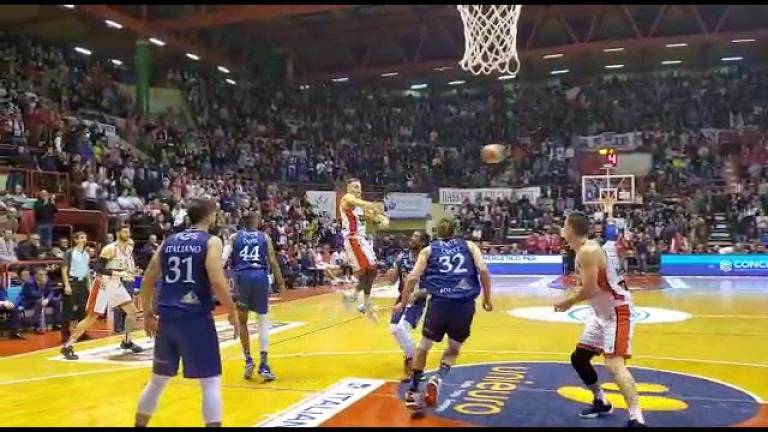 Basket A2, vittorie, primo posto e derby: così l'Unieuro ha conquistato Forlì VIDEO
