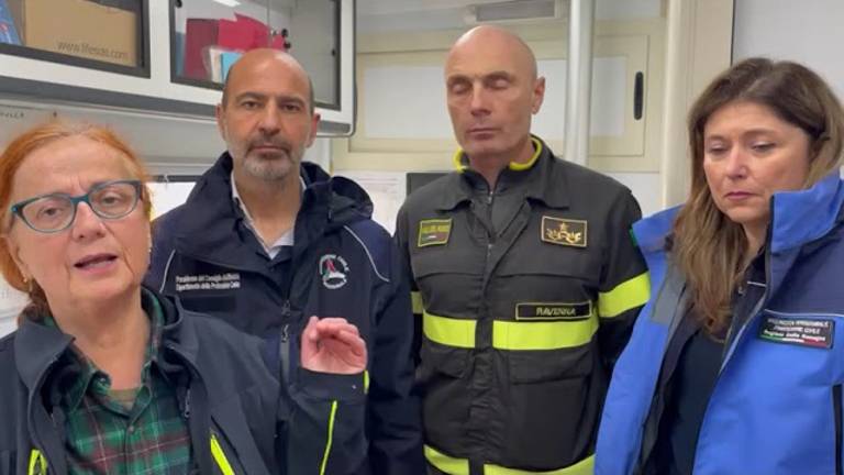Rischio esondazione a Lavezzola, nuovo appello della sindaca: Evacuate immediatamente verso Argenta VIDEO