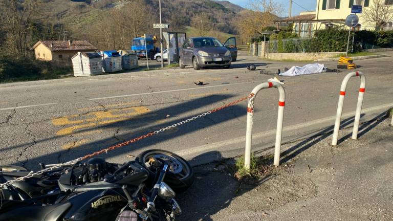 Schianto in moto, muore un 36enne di Cesena