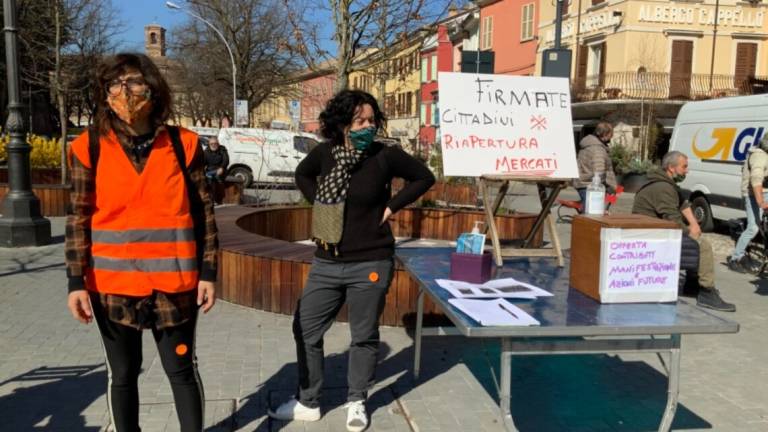 Chiusure: gli ambulanti protestano a Cesena