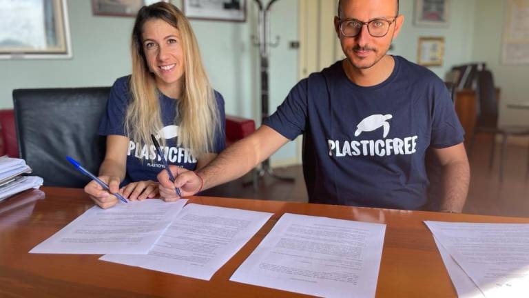 Longiano firma il protocollo Plastic Free