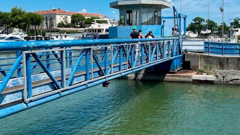 Il ponte mobile di “Onda Marina”