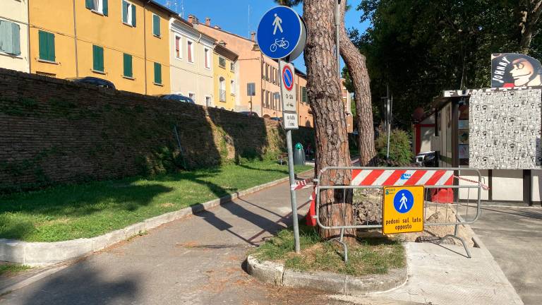 Cesena, via Gaspare Finali: continuano i lavori per eliminare le barriere architettoniche