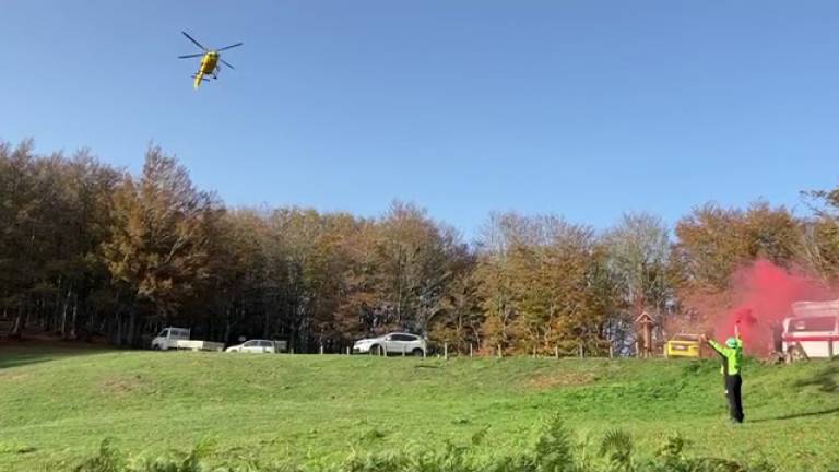 Sospetto infarto nelle Foreste Casentinesi: 67enne soccorso in elicottero VIDEO