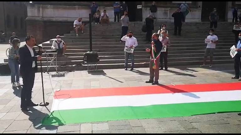 Faenza, il centrodestra in piazza - VIDEO