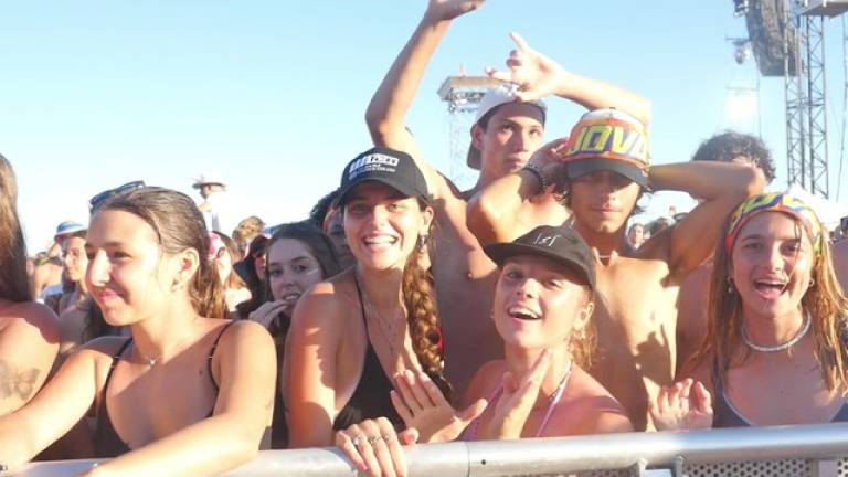 Jova Beach Party: Marina di Ravenna riscopre il gusto dell'happy hour VIDEO