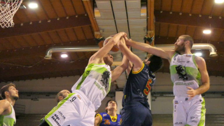 Basket B, Faenza non può sbagliare contro il fanalino Civitanova