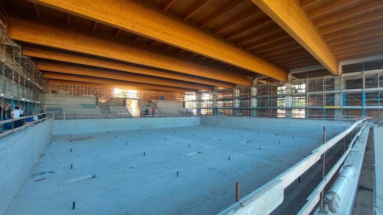 I lavori alla nuova piscina di Viserba