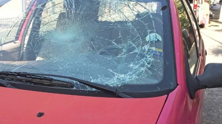 Massa Lombarda, travolto da un'auto: gravissimo 87enne ciclista