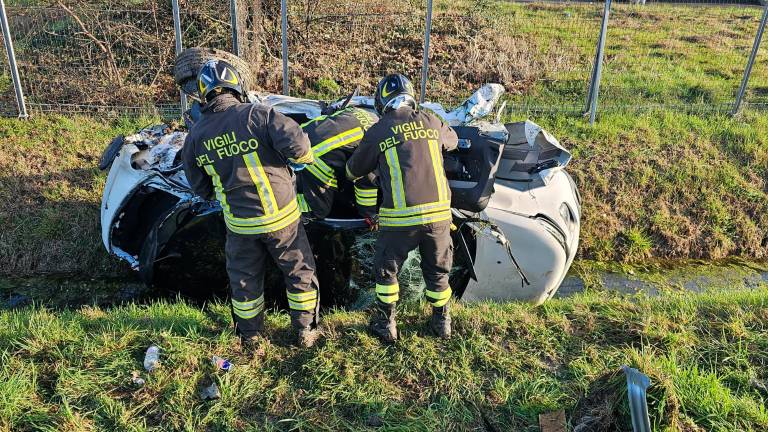 Forlì, incidente in A14: tamponato dal camion che trasporta materiale radioattivo, gravissimo un uomo - Gallery