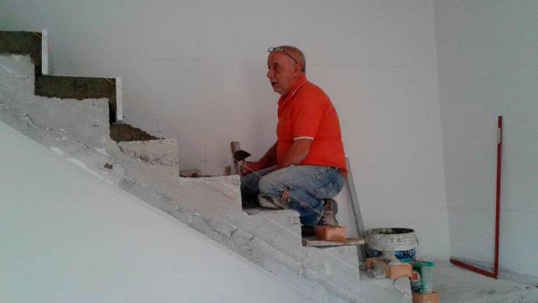 Carmelo Narcisi al lavoro in una foto tratta dal suo profilo Facebook