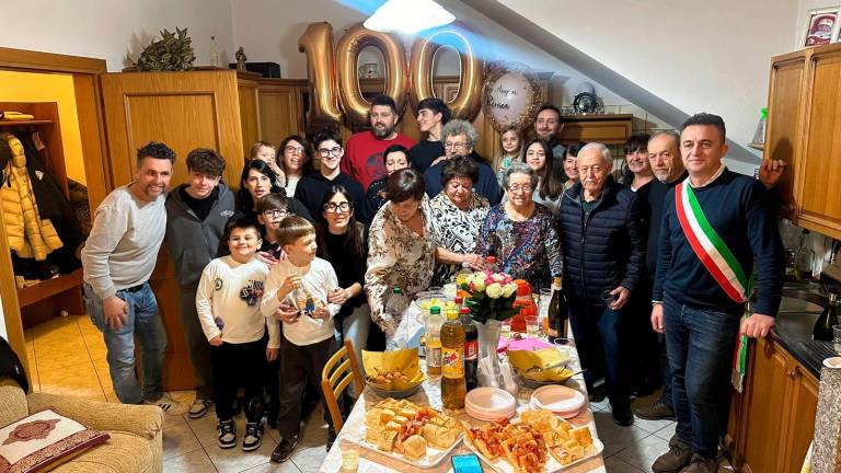 Misano, a 100 anni vive sola e in autonomia: il compleanno speciale di Rosina Masuccio