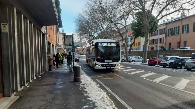 La fermata dei bus navetta