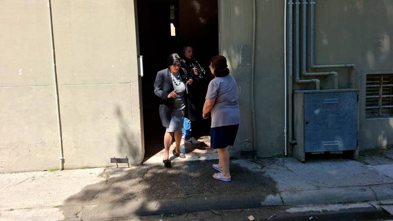 Forlì, tensione alle stelle tra i residenti di via Marsala dopo l’incendio VIDEO GALLERY
