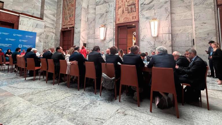 Forlì. Electrolux, Zattini all’incontro al Mimit: «Atteggiamento sprezzante dell’azienda e proposta che è una pena di morte»